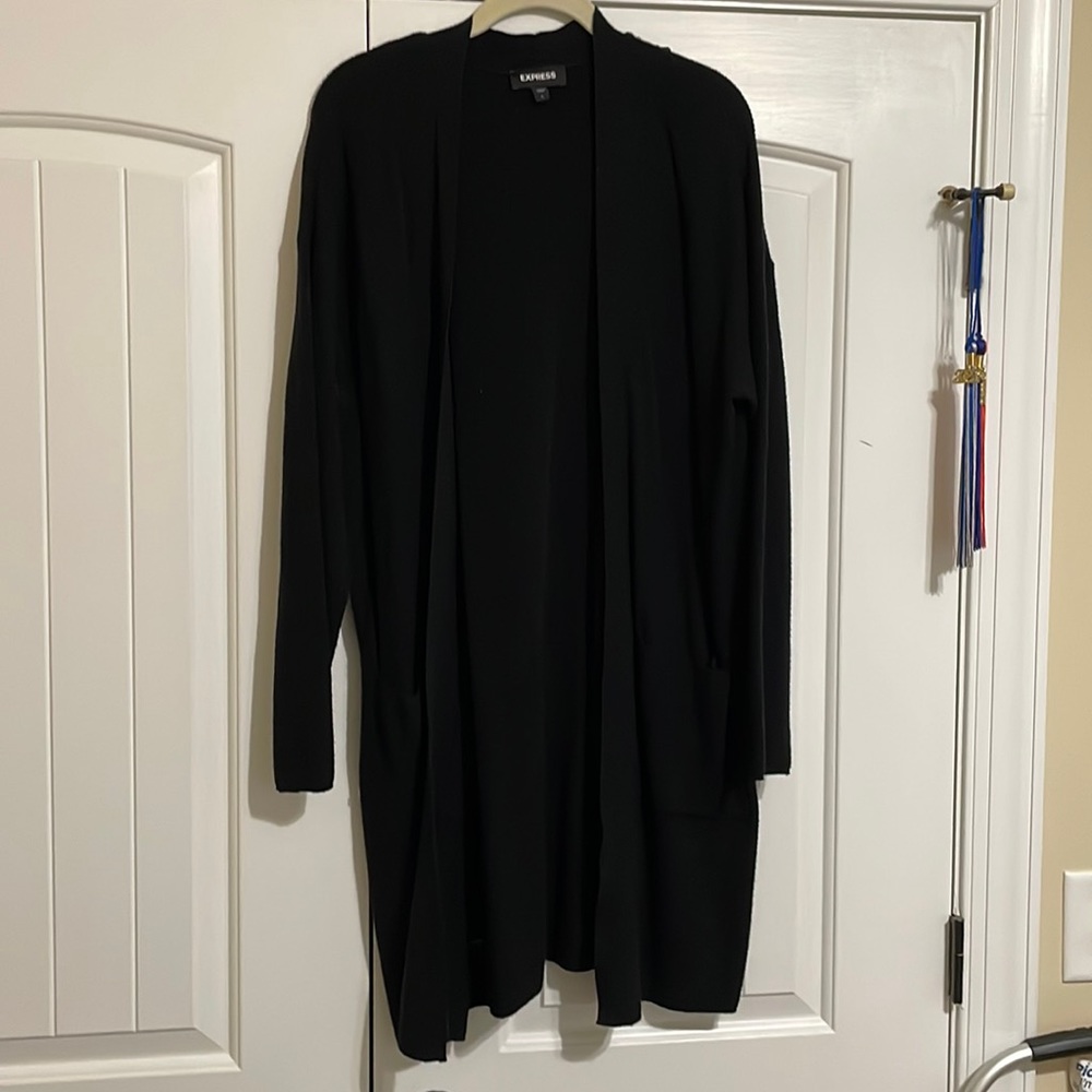 Super cozy Express sweater with pockets size large black color
